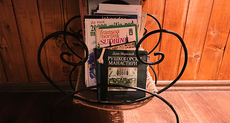 biblioteka ranč platan