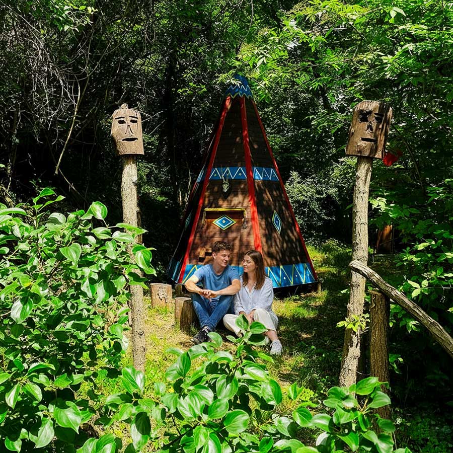 Indijanski vigvam na fruškoj gori ranč platan